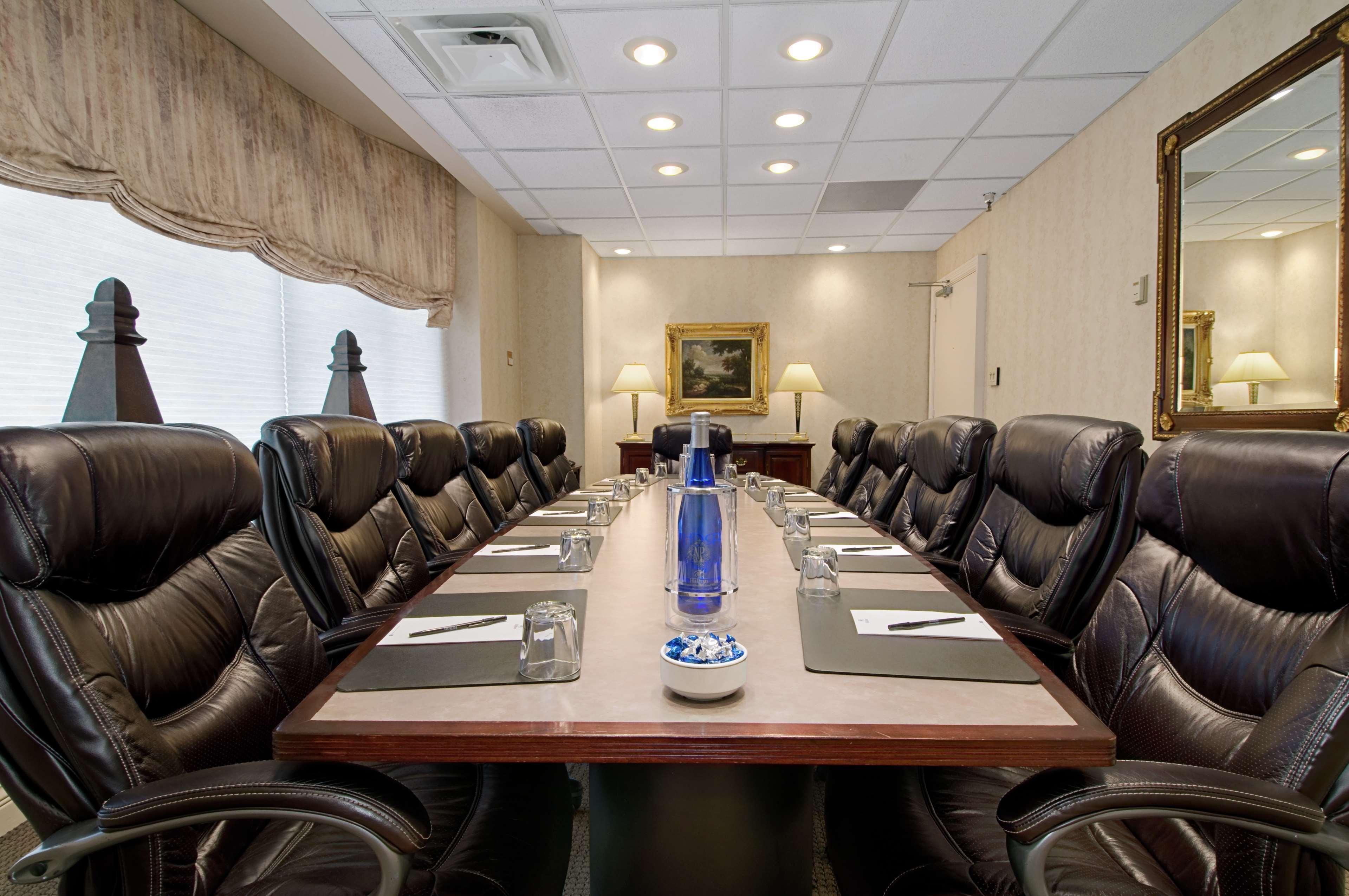 Hilton Cincinnati Netherland Plaza Facilities photo